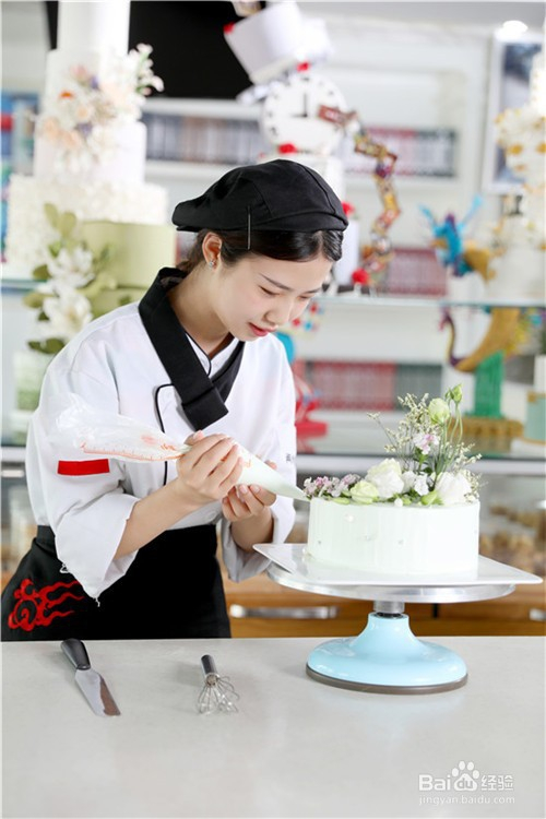 女生学烘焙技术好不好呢？