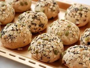普宁轻食面包培训班电话，实现你的烘焙梦想
