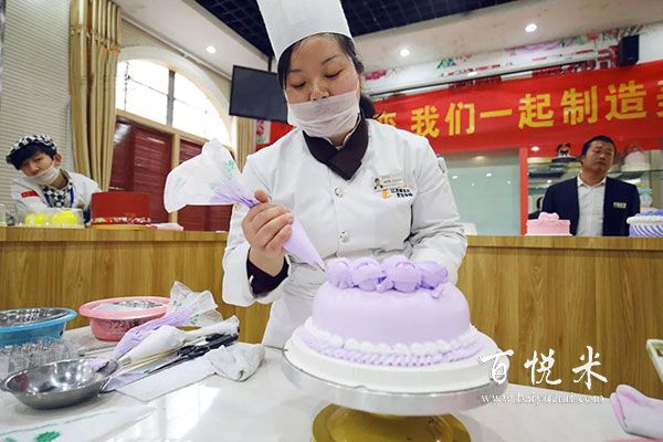 杭州韩式裱花服务员培训，打造专业团队，提升服务质量