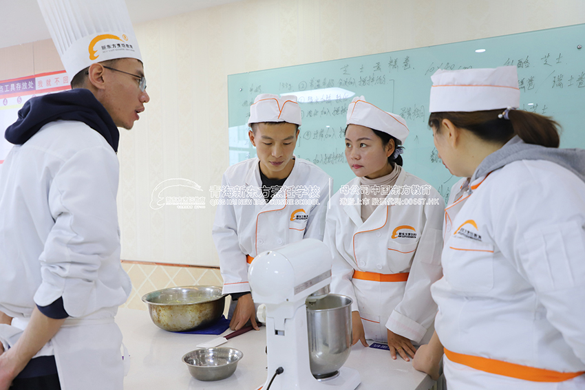 西宁大通学烘焙蛋糕学校，让您的烘焙之旅从这里开始