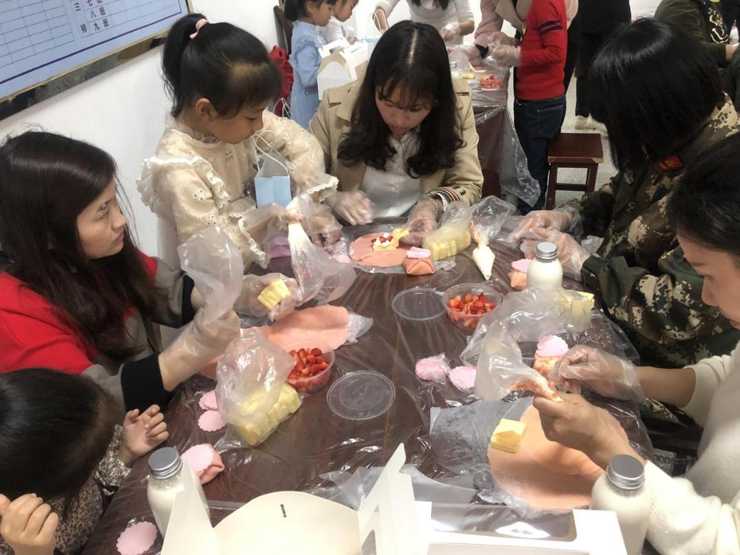 莆田烘焙培训学校DIY蛋糕烘焙培训