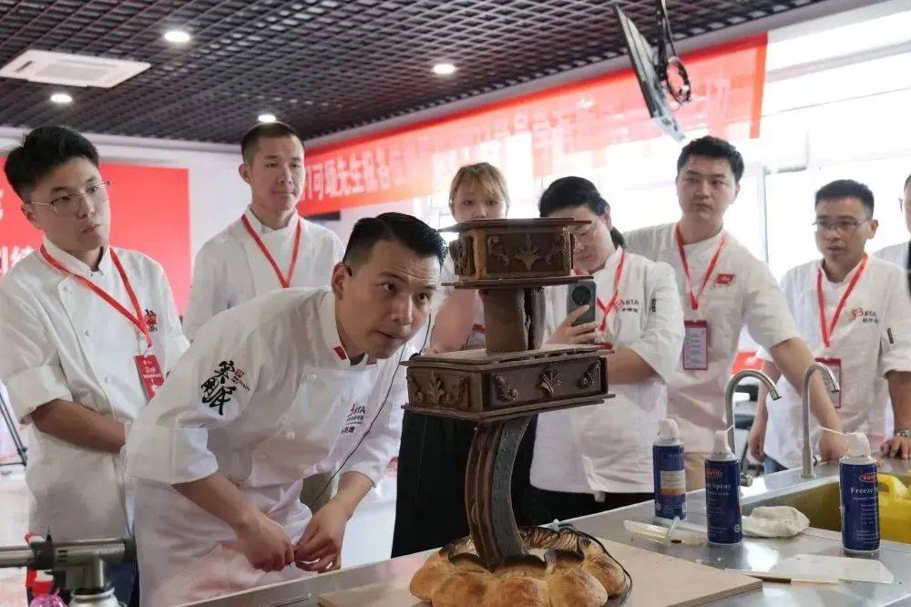 福建省食品烘焙技术学院，烘焙技术的传承与创新