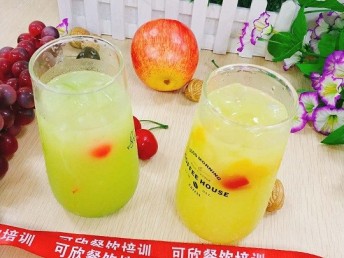 短期冷饮奶茶培训，掌握技巧，开启创业之路